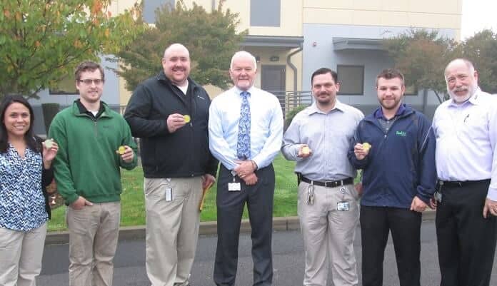 Salem Fire Chief Honors FedEx Employees